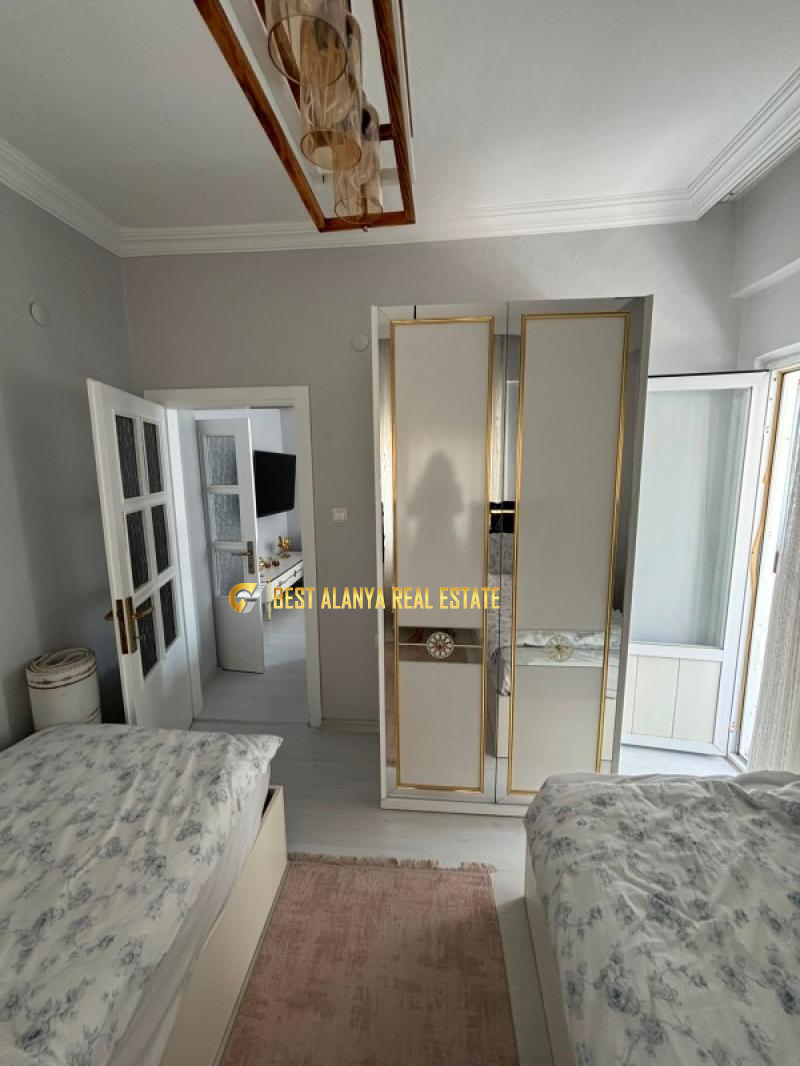 Mahmutlar Merkezde 2+1 Ayrı Mutfaklı Yeni Eşyalı Satılık Daire