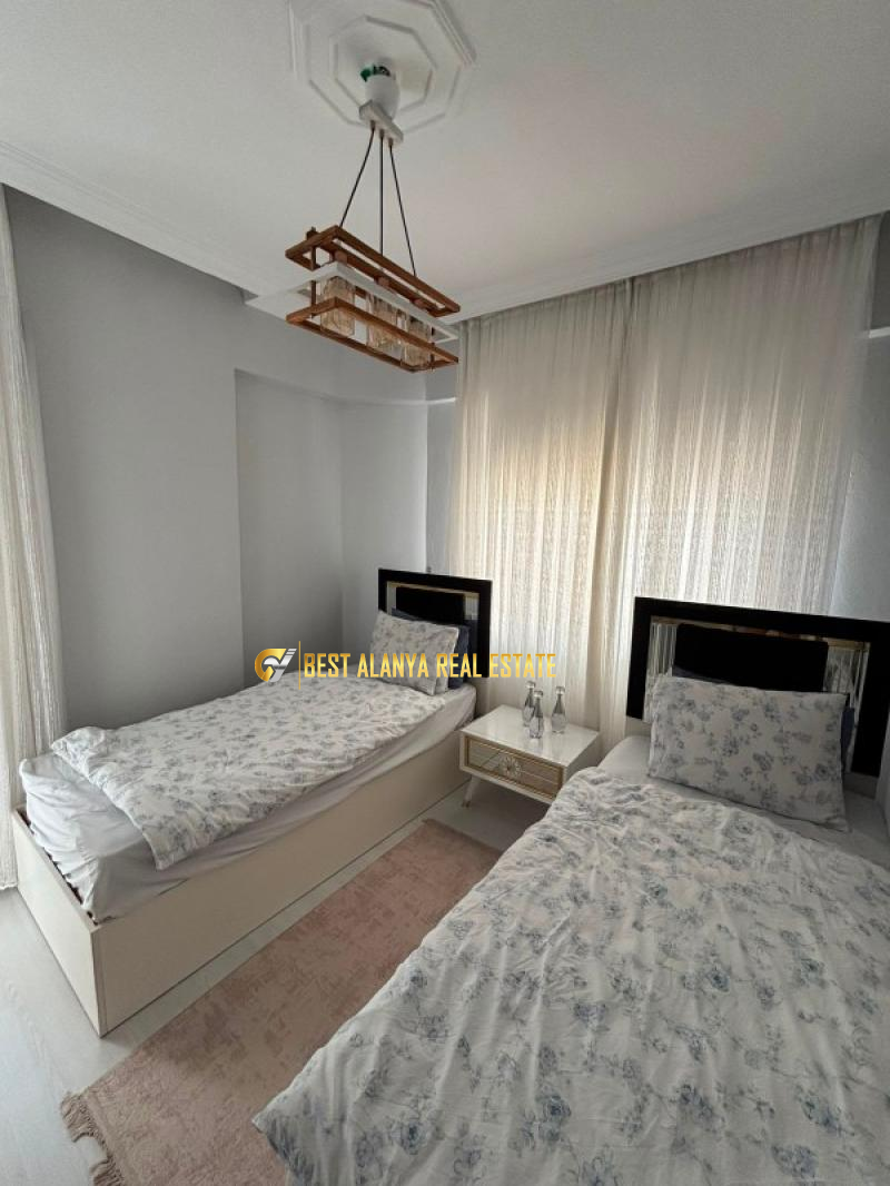 Mahmutlar Merkezde 2+1 Ayrı Mutfaklı Yeni Eşyalı Satılık Daire