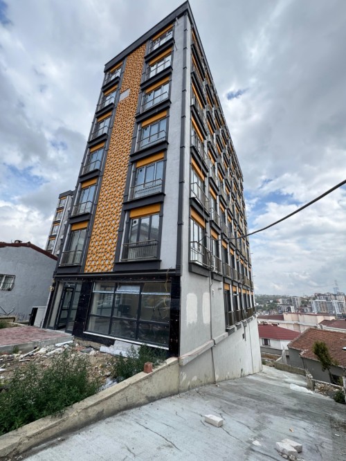 Alibeyköy Metro'ya 5 Dk Otoparklı Bina'da 2+1 Boş Satılık Daire
