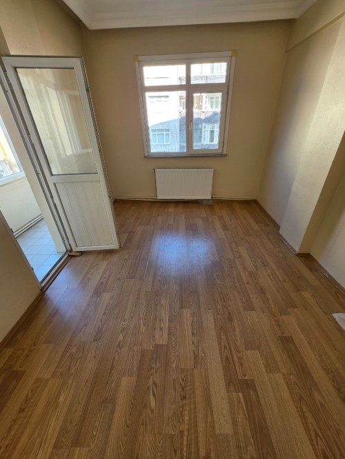 Bekar'a Kiralık Binevler'de Metro'ya 5 Dk 2+1 Arakat Kiralık Daire