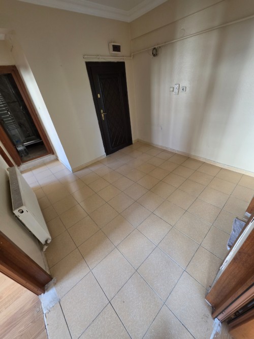 Bekar'a Kiralık Binevler'de Metro'ya 5 Dk 2+1 Arakat Kiralık Daire
