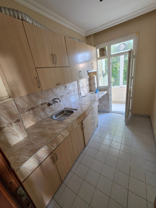 Bekar'a Kiralık Binevler'de Metro'ya 5 Dk 2+1 Arakat Kiralık Daire