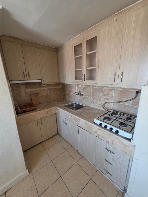 Bekar'a Kiralık Binevler'de Metro'ya 5 Dk  2+1 Teraslı Kiralık Daire.