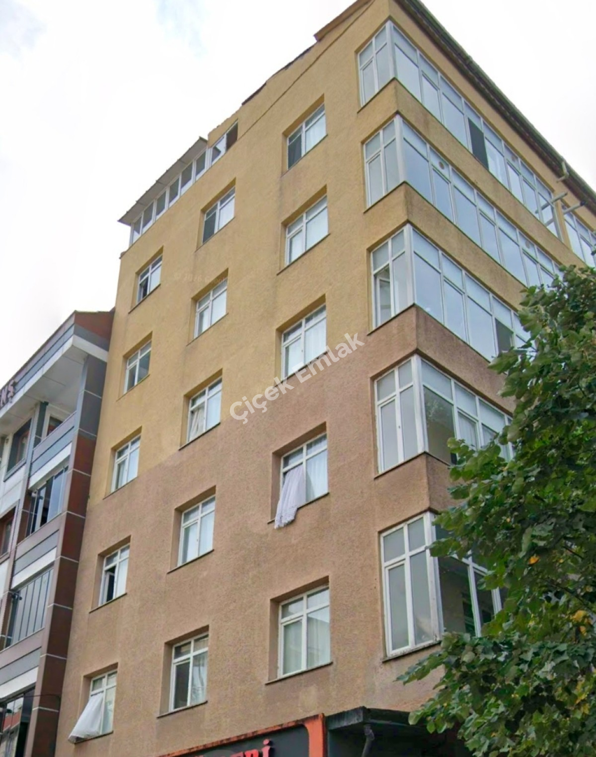 Bekar'a Kiralık Binevler'de Metro'ya 5 Dk 2+1 Arakat Kiralık Daire