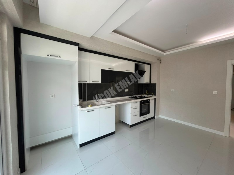 AFYON ÜÇOK EMLAKTAN FATİH MAH 3+1 122M²  SIFIR AYARINDA SATILIK DAİRE 