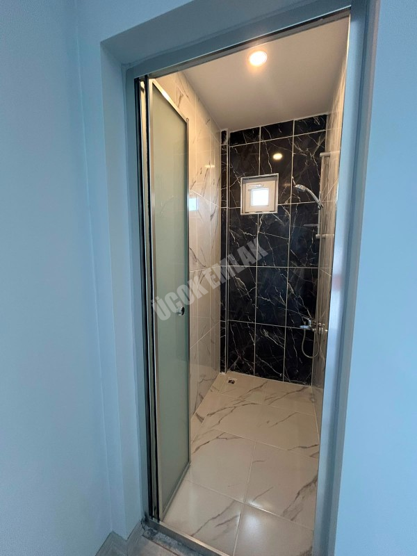 AFYON ÜÇOK EMLAKTAN FATİH MAH 3+1 122M²  SIFIR AYARINDA SATILIK DAİRE 