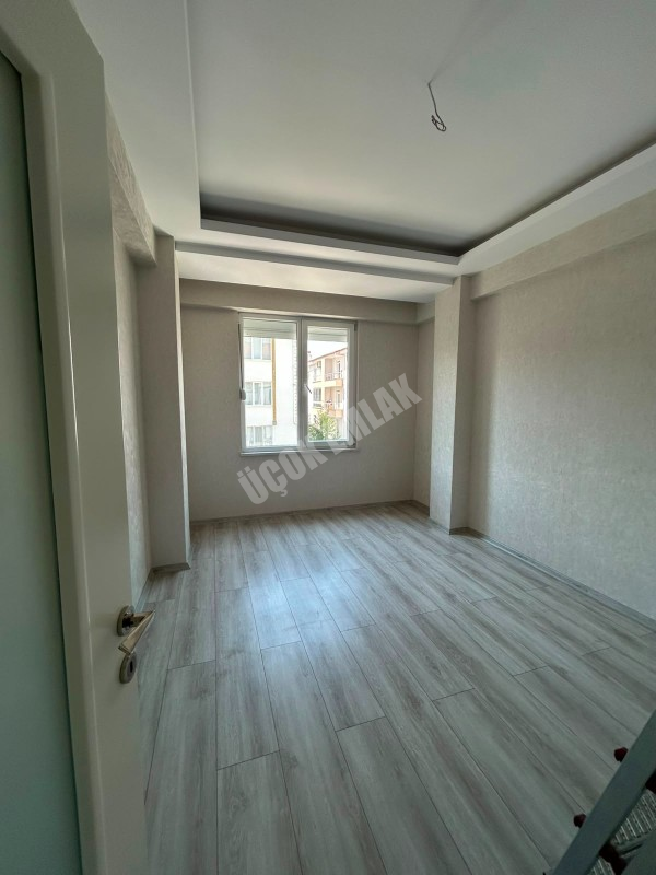 AFYON ÜÇOK EMLAKTAN FATİH MAH 3+1 122M²  SIFIR AYARINDA SATILIK DAİRE 