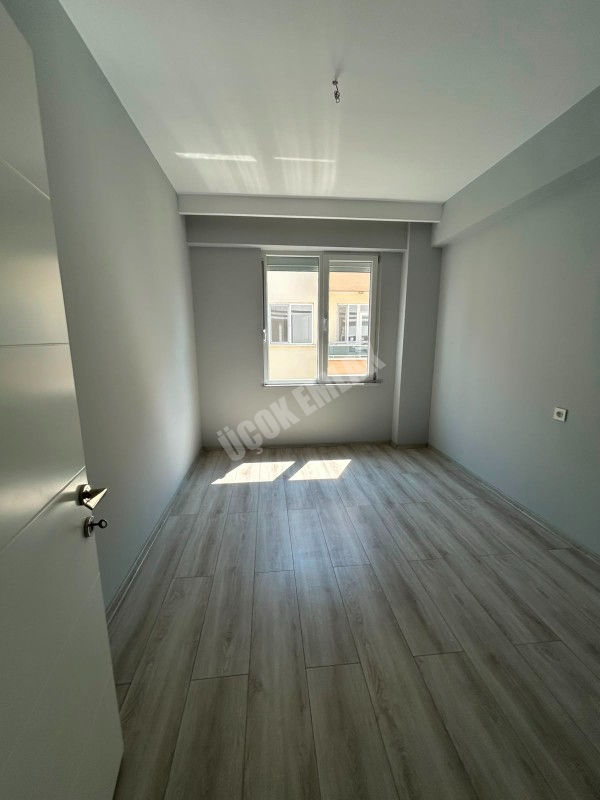 AFYON ÜÇOK EMLAKTAN FATİH MAH 3+1 122M²  SIFIR AYARINDA SATILIK DAİRE 