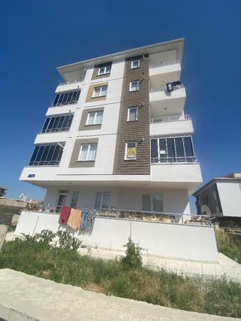 GÜVENAY - ÇORUM GÜLABİBEY MAHALLESI KAPAKLI'DA  2+1 SATILIK DAİRE