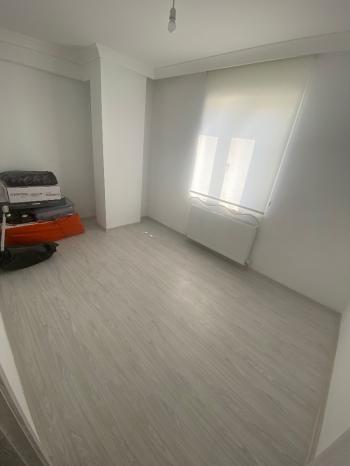 GÜVENAY - ÇORUM GÜLABİBEY MAHALLESI KAPAKLI'DA  2+1 SATILIK DAİRE