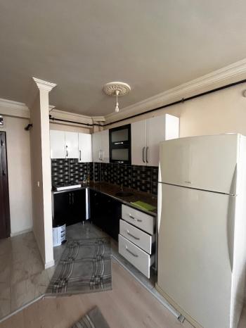 ÜNİVERSİTE BÖLGESİNDE KİRALIK 1+1 EŞYALI DAİRE