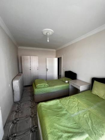 ÜNİVERSİTE BÖLGESİNDE KİRALIK 1+1 EŞYALI DAİRE