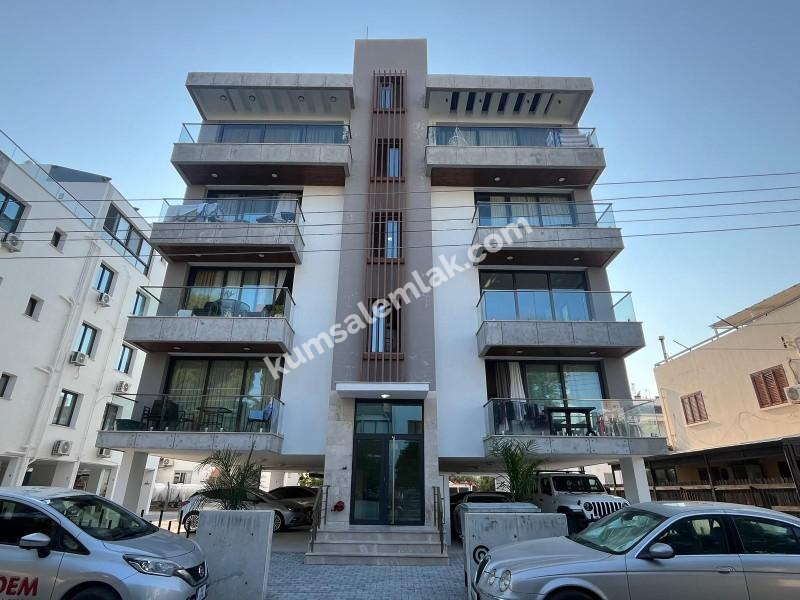 ORTAKÖYDE SATILIK TÜRK MALI  FUL EŞYALI LÜKS DAİRE  