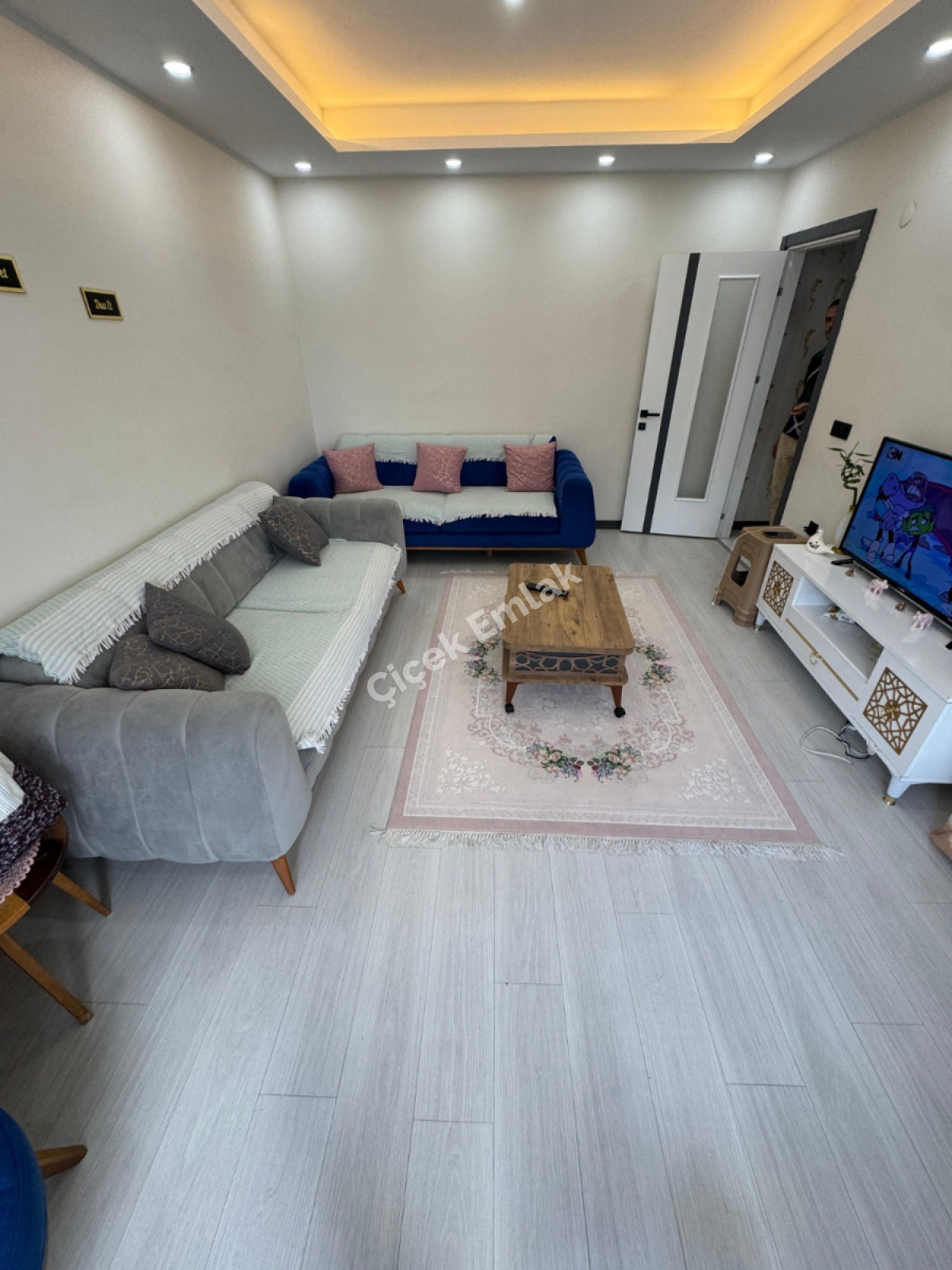 Çırçır'da Sezai Karakoç Caddesinde 110 m2 Asansörlü Satılık Daire