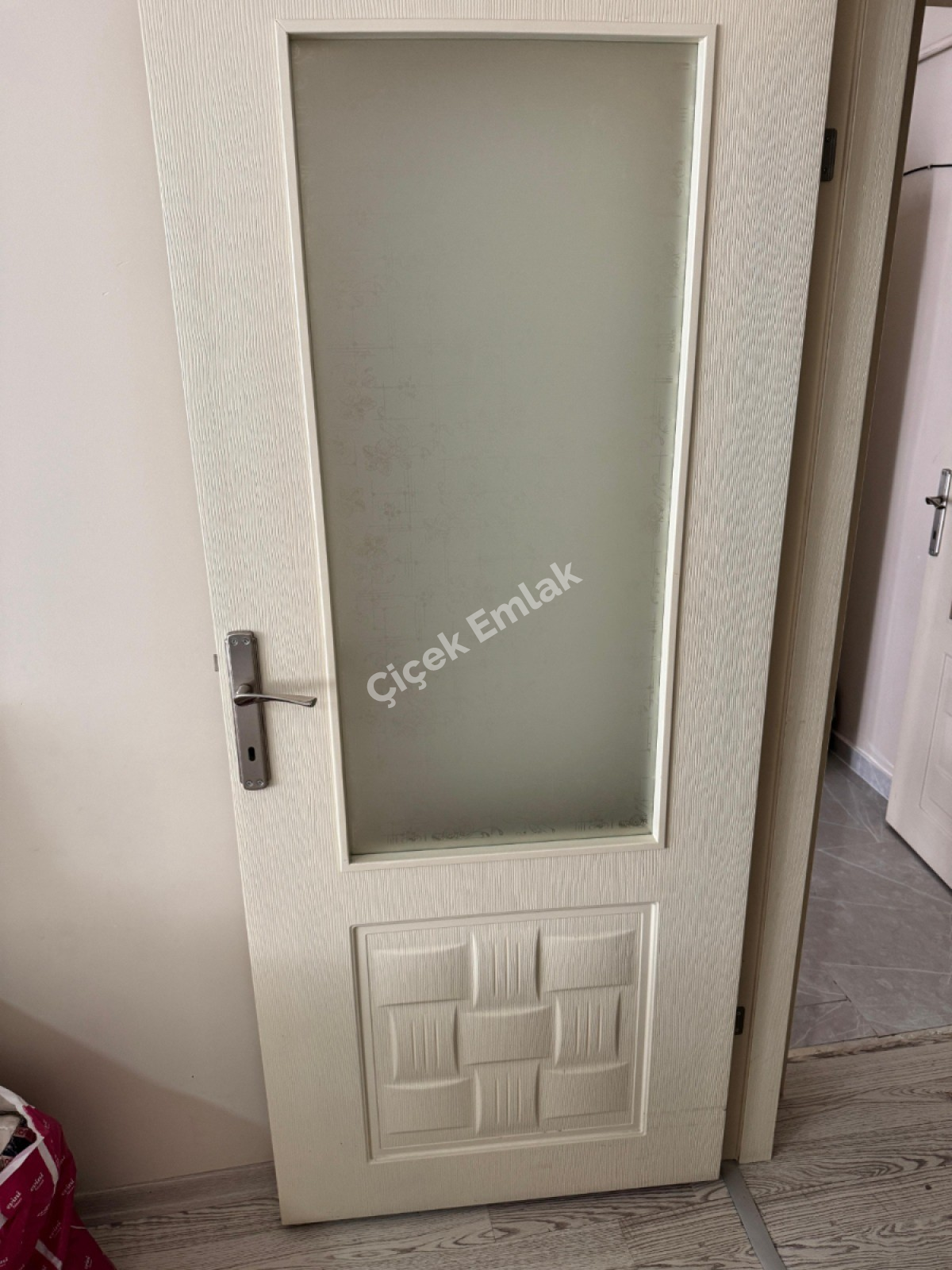 Çırçır'da Sezai Karakoç Caddesinde 110 m2 Asansörlü Satılık Daire