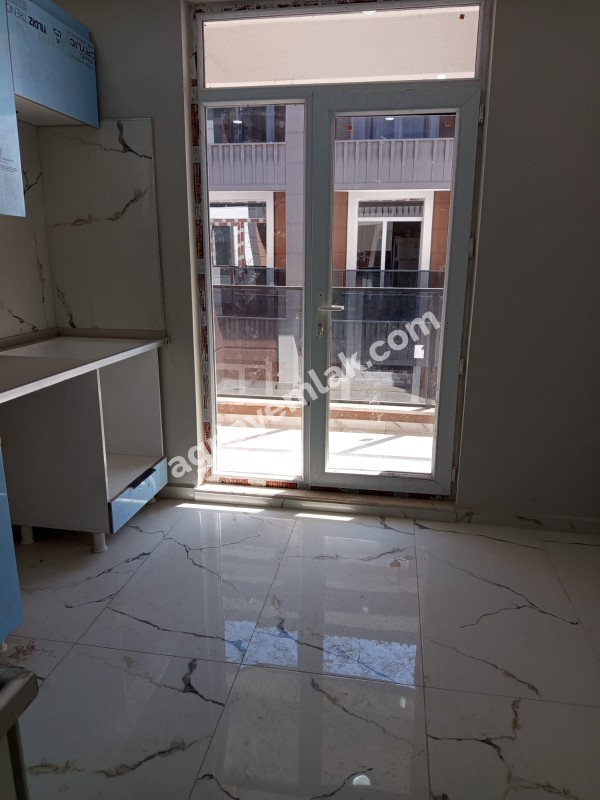 FIRAT MAHALLESİ’NDE HASTANE VE ÜNİVERSİTE YAKINI SIFIR LÜKS 2+1 KİRALIK DAİRE