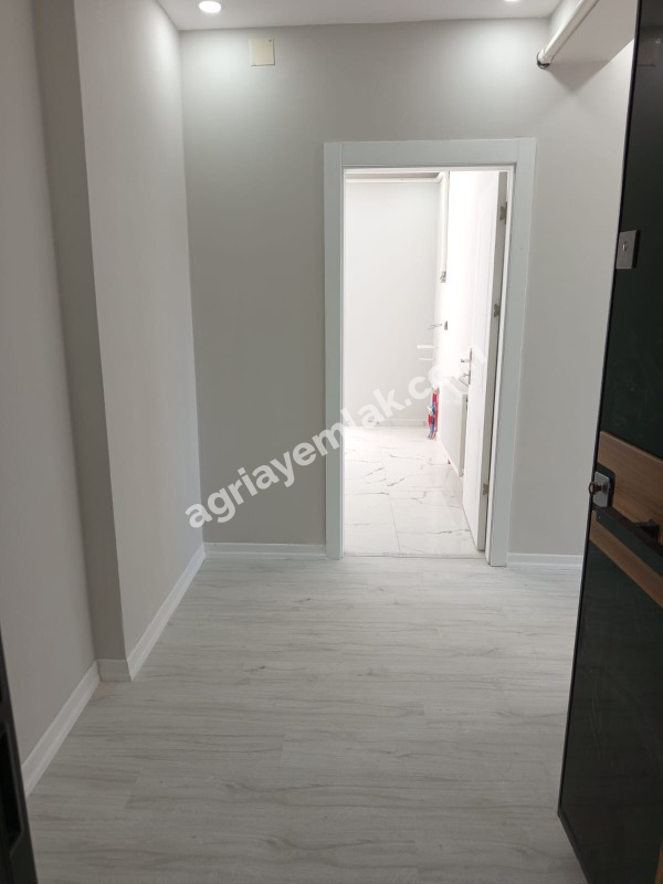 FIRAT MAHALLESİ’NDE HASTANE VE ÜNİVERSİTE YAKINI SIFIR LÜKS 2+1 KİRALIK DAİRE
