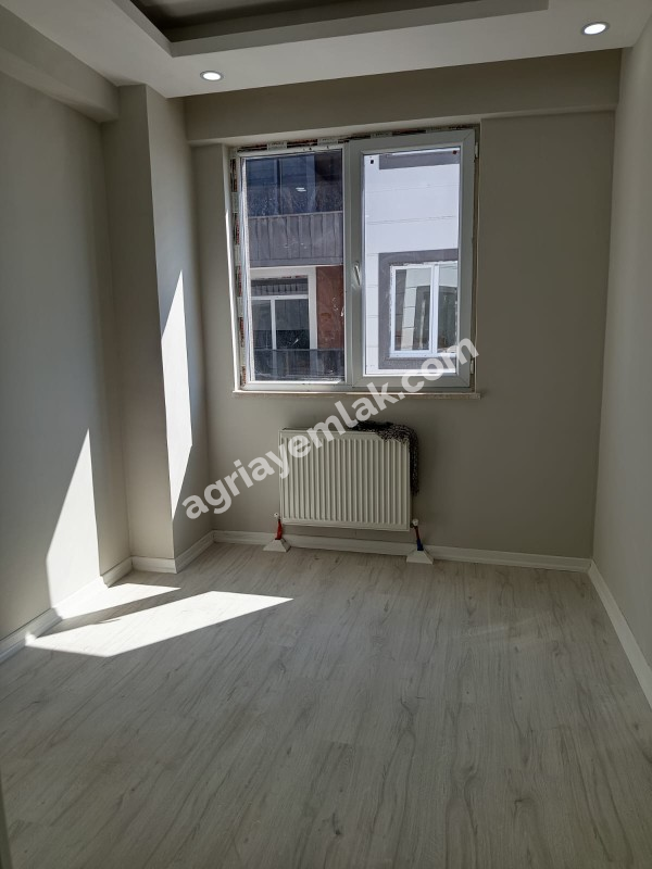 FIRAT MAHALLESİ’NDE HASTANE VE ÜNİVERSİTE YAKINI SIFIR LÜKS 2+1 KİRALIK DAİRE