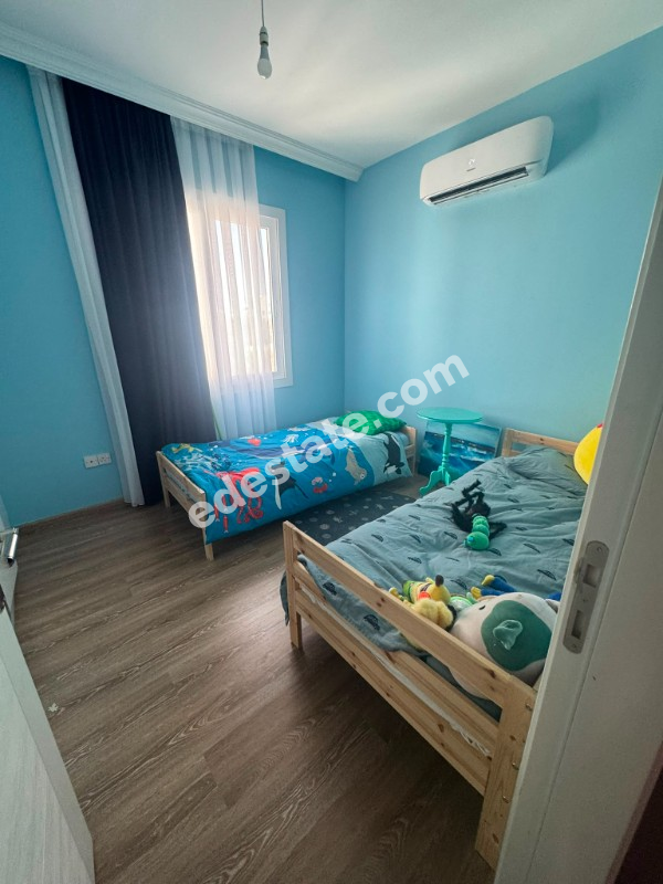Lefkoşa Küçük Kaymaklı'da TÜRK MALI SATILIK 3+1  DAİRE