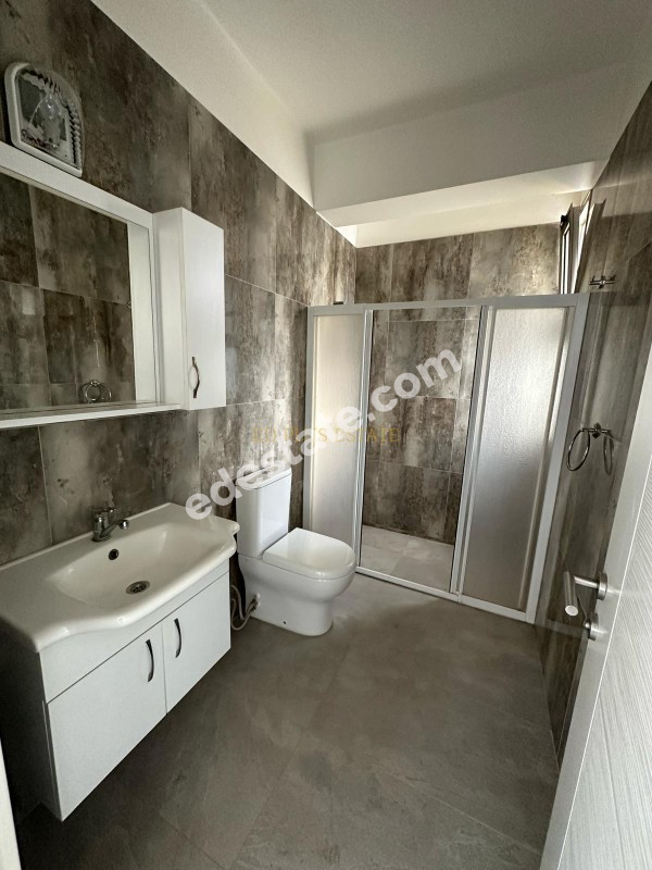 Lefkoşa Gönyeli'de Full Eşyalı Kiralık 2+1 Daire