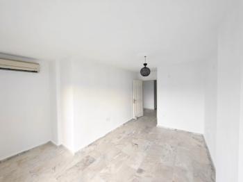 Didim Hisar Mahallesi Viva Mar Sitesi’nde Havuzlu Asansörlü Kiralık 2+1 Daire