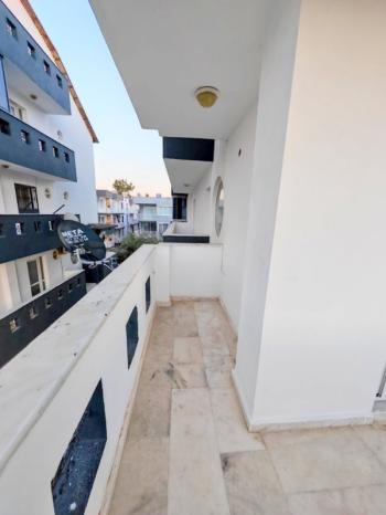 Didim Hisar Mahallesi Viva Mar Sitesi’nde Havuzlu Asansörlü Kiralık 2+1 Daire