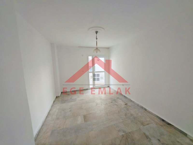 Didim Hisar Mahallesi Viva Mar Sitesi’nde Havuzlu Asansörlü Kiralık 2+1 Daire