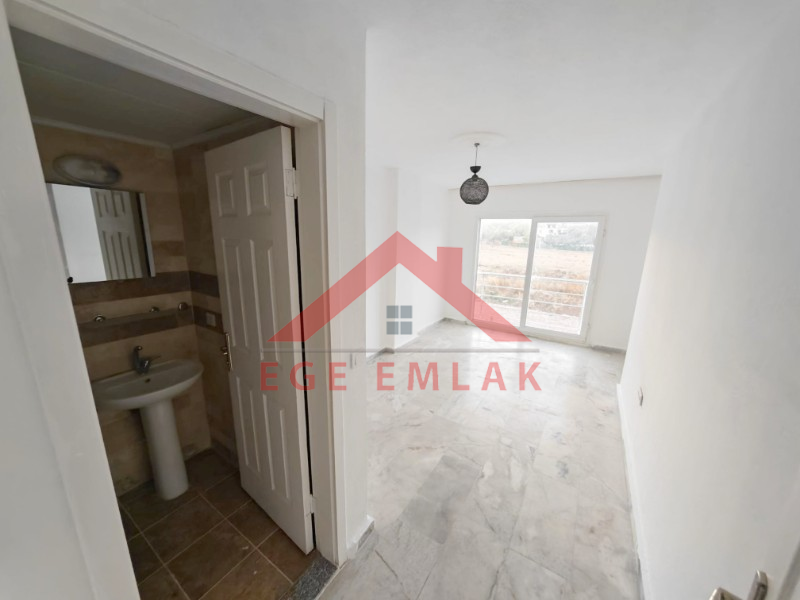 Didim Hisar Mahallesi Viva Mar Sitesi’nde Havuzlu Asansörlü Kiralık 2+1 Daire