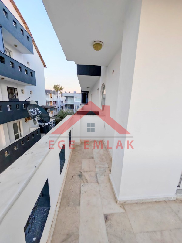 Didim Hisar Mahallesi Viva Mar Sitesi’nde Havuzlu Asansörlü Kiralık 2+1 Daire