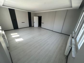 GÜVENAY -  ÇORUM BAHABEY CAD. MİGROS KARŞISI FULL YAPILI 3+1 SATILIK DAİRE