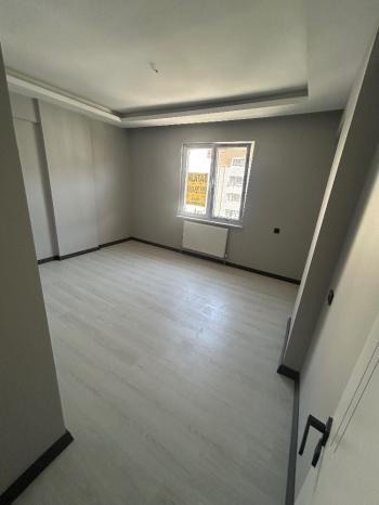 GÜVENAY -  ÇORUM BAHABEY CAD. MİGROS KARŞISI FULL YAPILI 3+1 SATILIK DAİRE