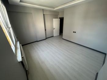 GÜVENAY -  ÇORUM BAHABEY CAD. MİGROS KARŞISI FULL YAPILI 3+1 SATILIK DAİRE