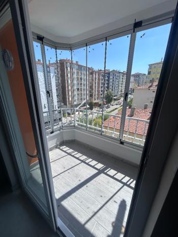 GÜVENAY -  ÇORUM BAHABEY CAD. MİGROS KARŞISI FULL YAPILI 3+1 SATILIK DAİRE