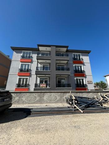 Afyon Üçok Emlaktan Ali İhsan Paşa Mah Satılık Sıfır 3+1 Lüx Geniş Daire