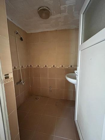 Afyon Üçok Emlaktan Cumhuriyet Mah Merkezde Kiralık 3+1 Temiz Bakımlı Daire