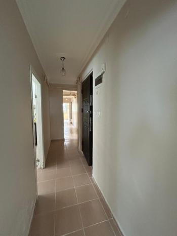 Afyon Üçok Emlaktan Cumhuriyet Mah Merkezde Kiralık 3+1 Temiz Bakımlı Daire