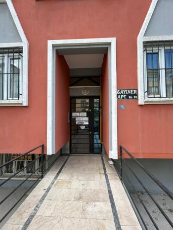 Afyon Üçok Emlaktan Cumhuriyet Mah Merkezde Kiralık 3+1 Temiz Bakımlı Daire