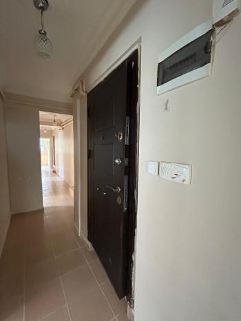 Afyon Üçok Emlaktan Cumhuriyet Mah Merkezde Kiralık 3+1 Temiz Bakımlı Daire
