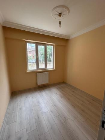 Afyon Üçok Emlaktan Cumhuriyet Mah Merkezde Kiralık 3+1 Temiz Bakımlı Daire