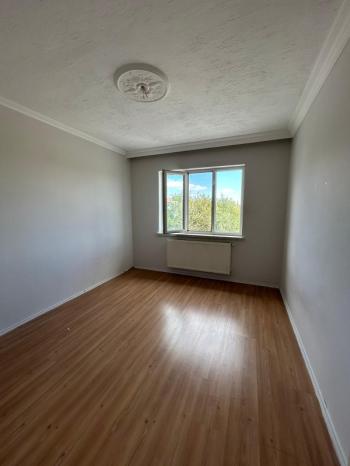 Afyon Üçok Emlaktan Fatih Mah Satılık 3+1 Geniş Temiz Bakımlı Daire
