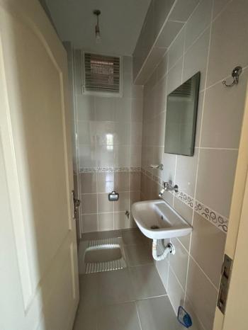 Afyon Üçok Emlaktan Fatih Mah Satılık 3+1 Geniş Temiz Bakımlı Daire