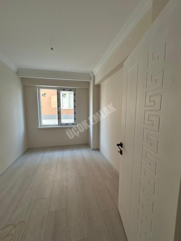 Afyon Üçok Emlaktan Ali İhsan Paşa Mah Satılık Sıfır 3+1 Lüx Geniş Daire