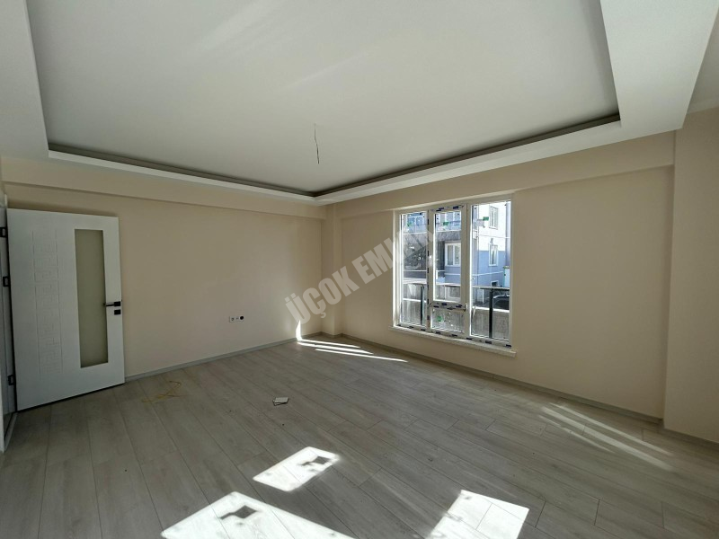 Afyon Üçok Emlaktan Ali İhsan Paşa Mah Satılık Sıfır 3+1 Lüx Geniş Daire