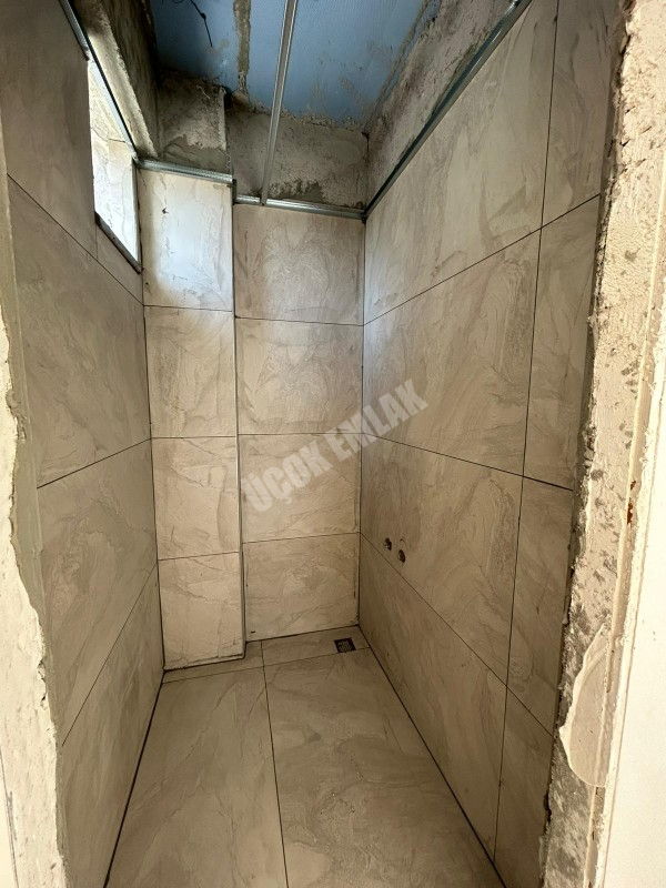 Afyon Üçok Emlak ' tan Sahipata Mah Satılık Sıfır 2+1 Lüx Ebebeyn Banyolu Daire