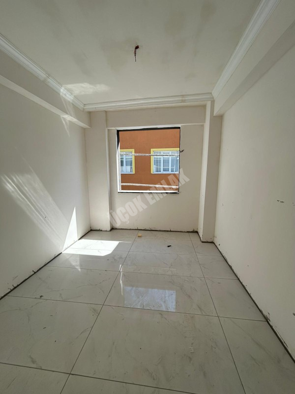 Afyon Üçok Emlak ' tan Sahipata Mah Satılık Sıfır 2+1 Lüx Ebebeyn Banyolu Daire