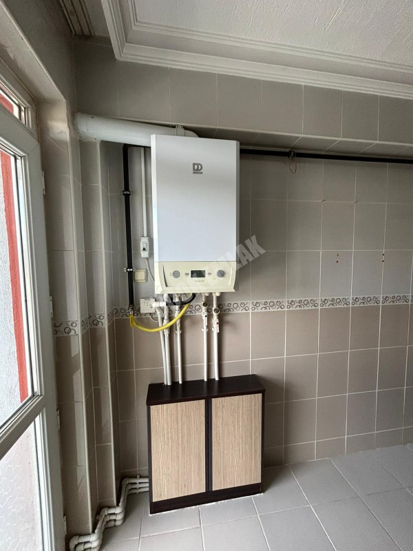 Afyon Üçok Emlaktan Fatih Mah Satılık 3+1 Geniş Temiz Bakımlı Daire