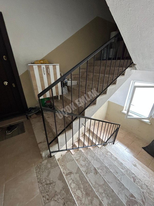 Afyon Üçok Emlaktan Fatih Mah Satılık 3+1 Geniş Temiz Bakımlı Daire