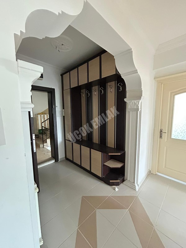 Afyon Üçok Emlaktan Fatih Mah Satılık 3+1 Geniş Temiz Bakımlı Daire