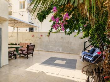 Didim Çamlık’ta Bahçe ve Veranda Kullanımlı 2+1 Satılık Depo Nitelikli Taşınmaz