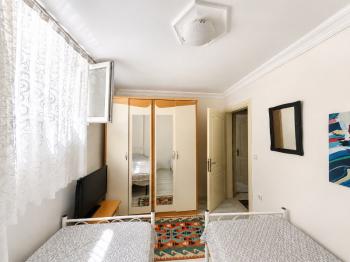 Didim Çamlık’ta Bahçe ve Veranda Kullanımlı 2+1 Satılık Depo Nitelikli Taşınmaz